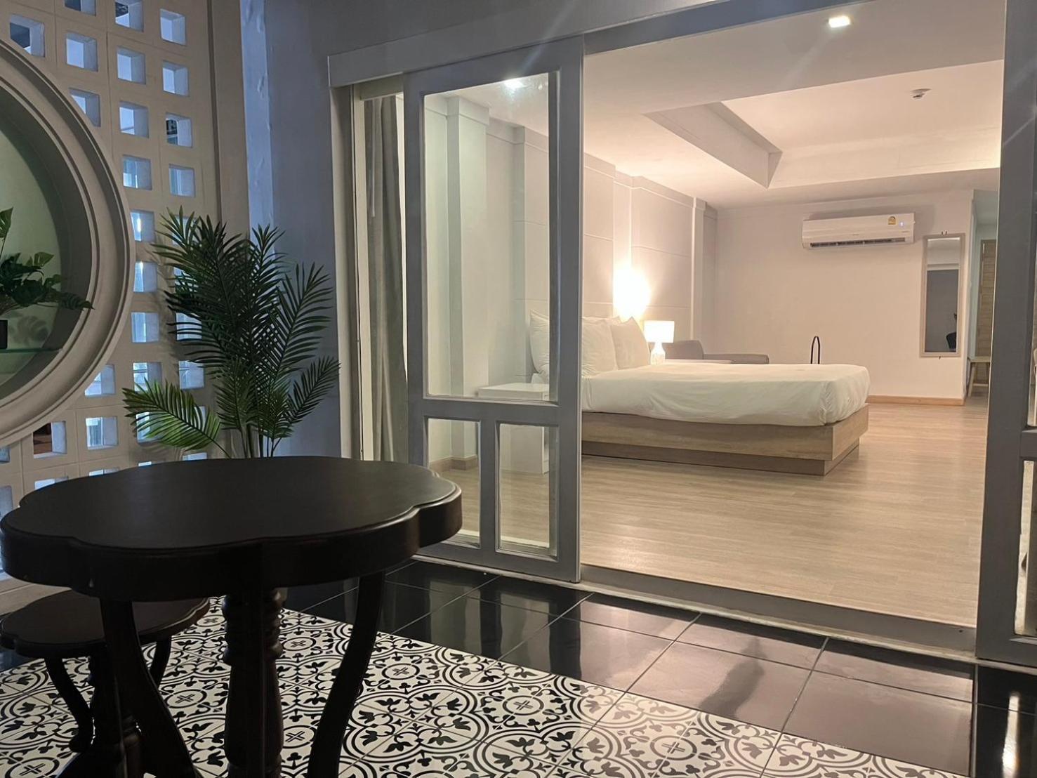 Anona Beachfront Phuket Resort-Sha Extra Plus Patong Eksteriør billede