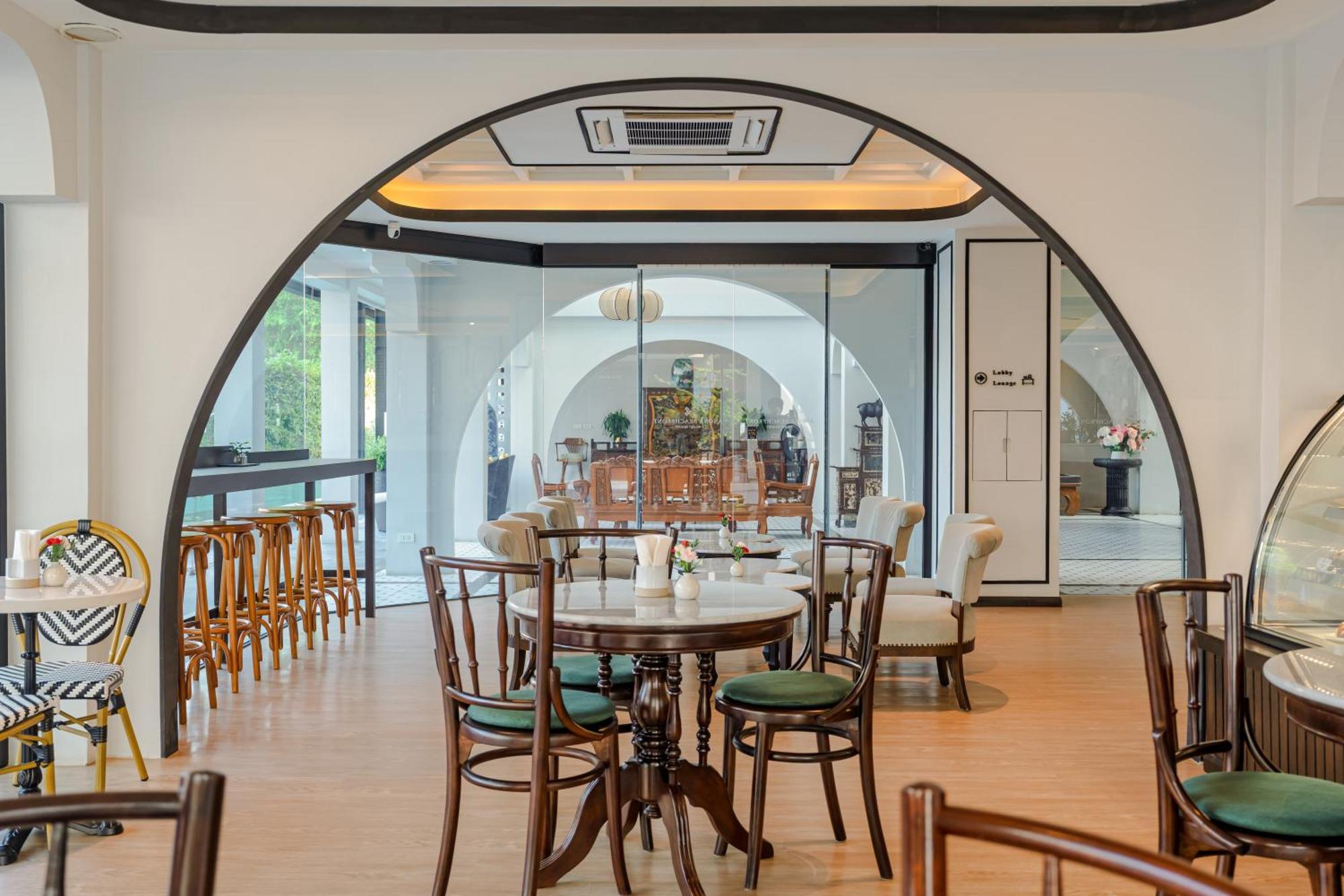 Anona Beachfront Phuket Resort-Sha Extra Plus Patong Eksteriør billede